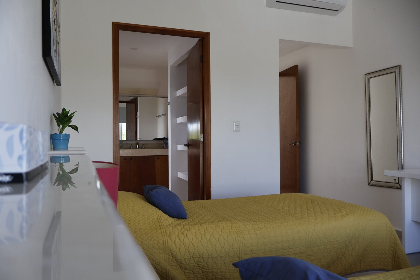Second angle of the Twin Balcony Suite