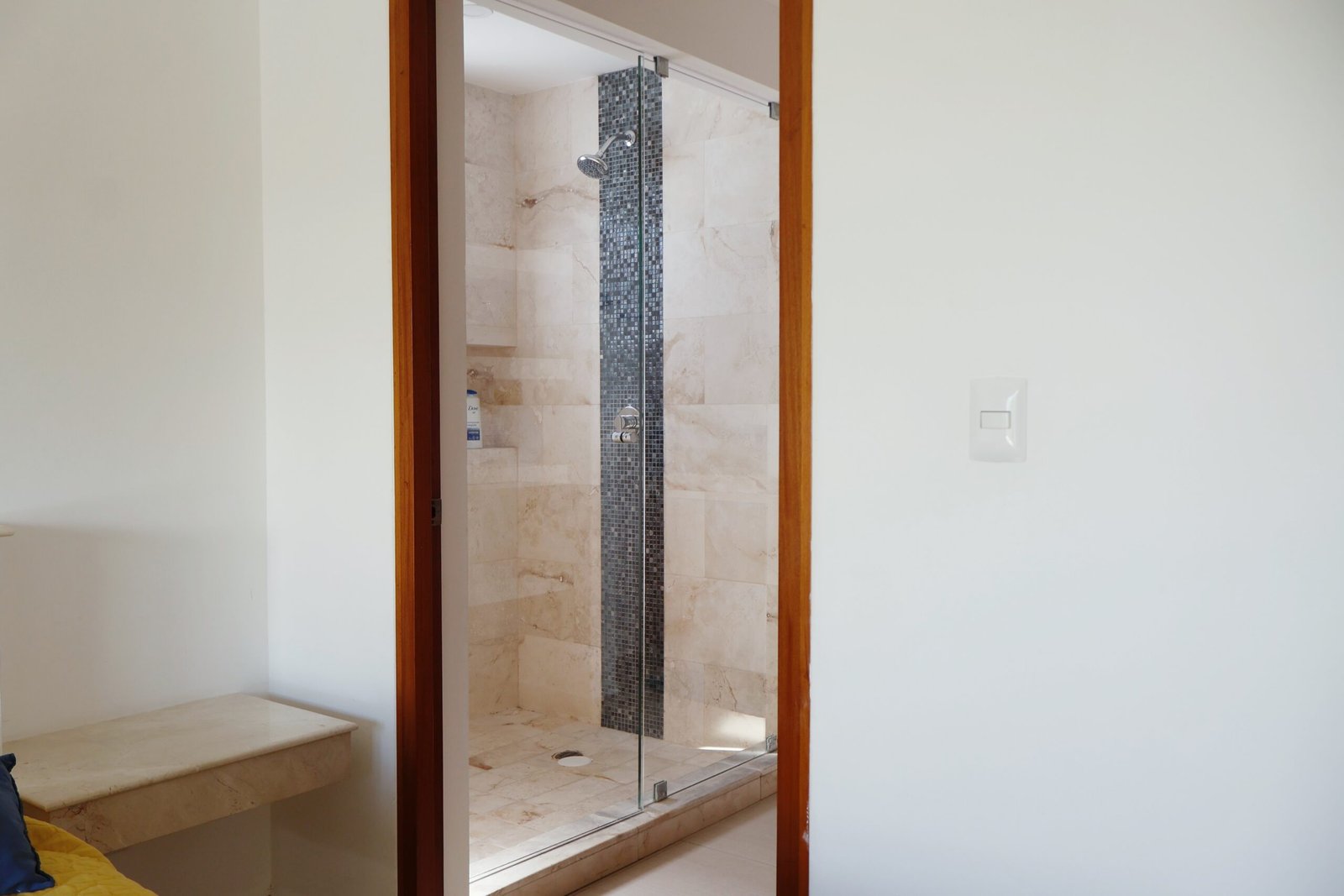 Twin Balcony Suite ensuite bathroom