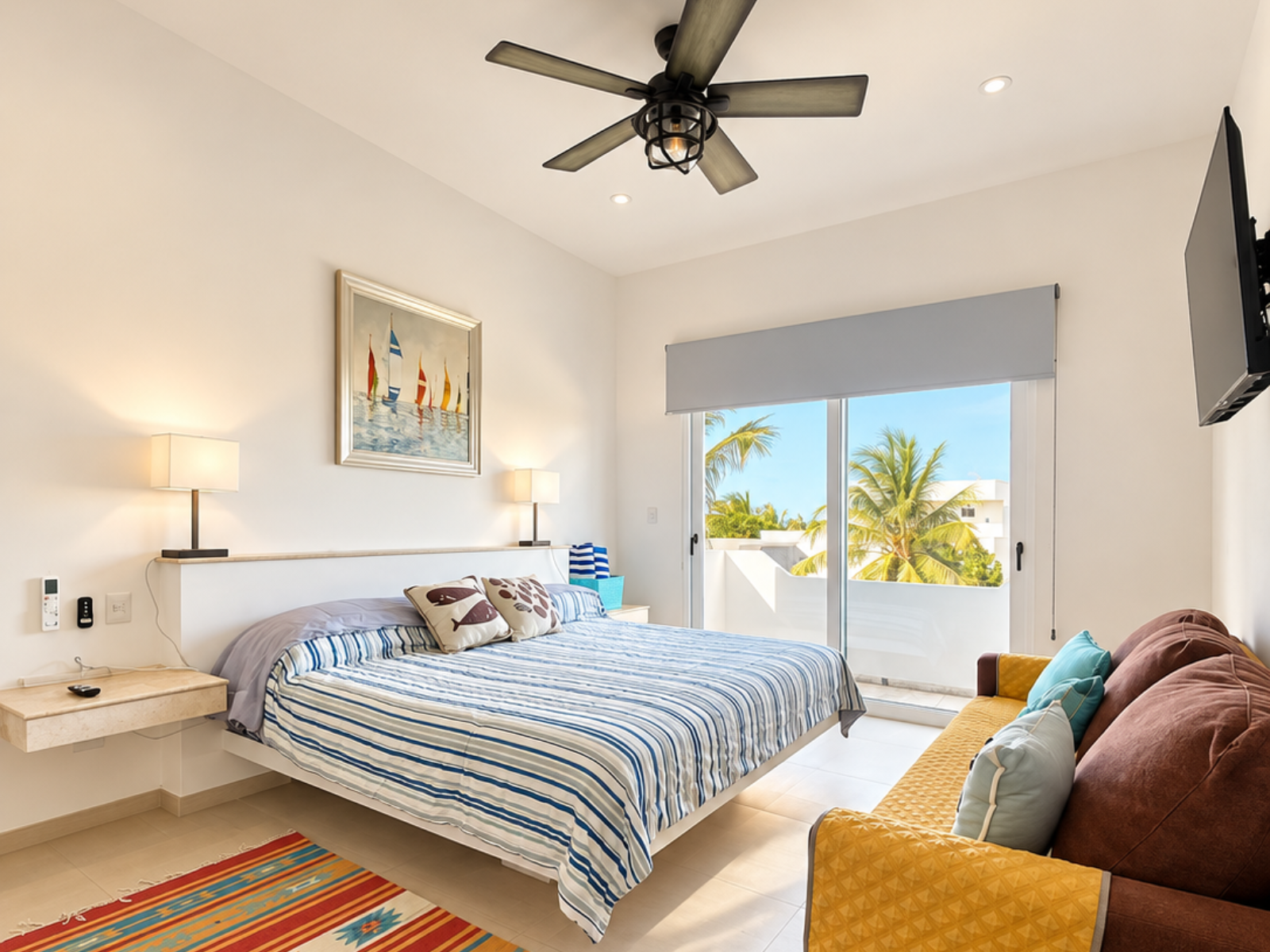 King bedroom with balcony at Casa Sienna Lia in Isla Mujeres