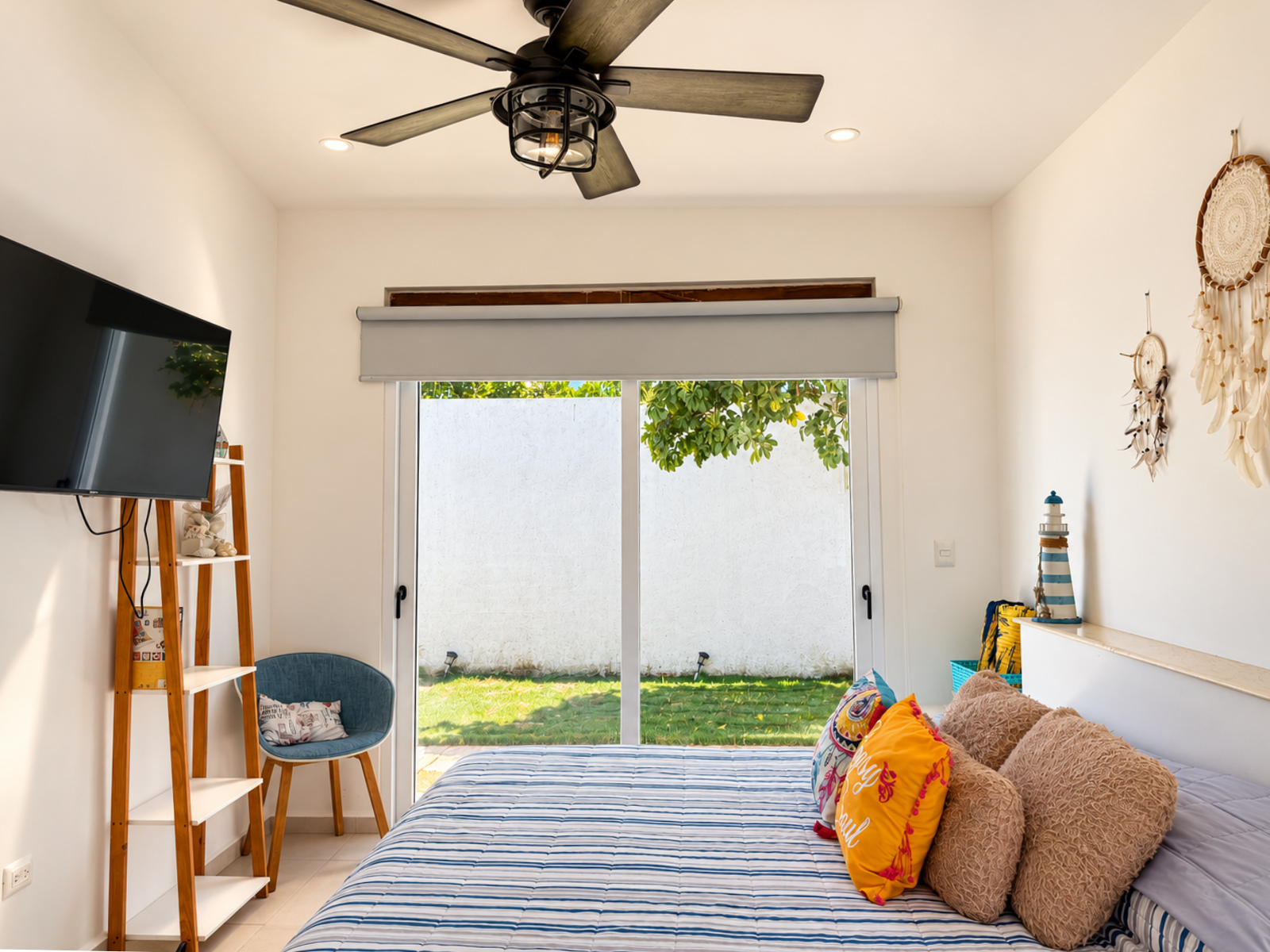 Ground floor bedroom at Casa Sienna Lia in Isla Mujeres